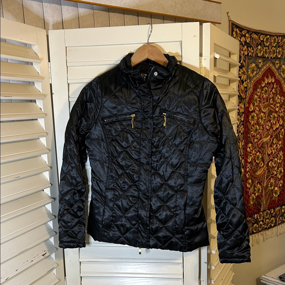 Rare vintage (Me Jane) woman’s black puffer jacket